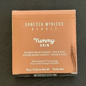 Danessa Myricks Beauty Yummy Skin Blurring Balm Powder face and eyes 8.5 New box